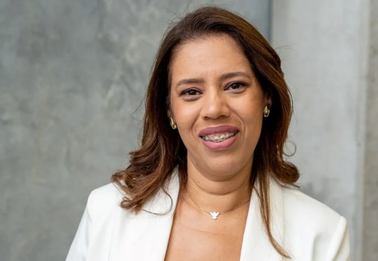 Michele Fernandes é a primeira mulher negra a integrar a direção da Ocergs